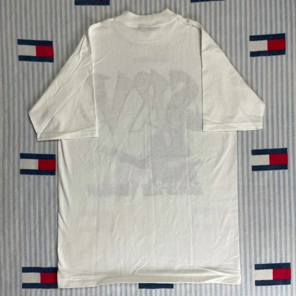 Vintage 1998 Stevie Ray Vaughan SRV Guitar short sleeve tee shirt - Picture 2 of 9